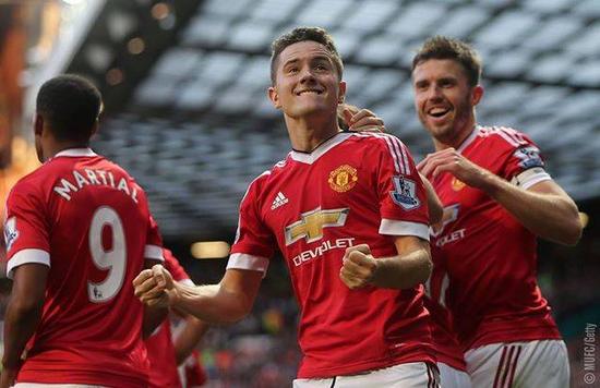 我国两女将 我国两女将